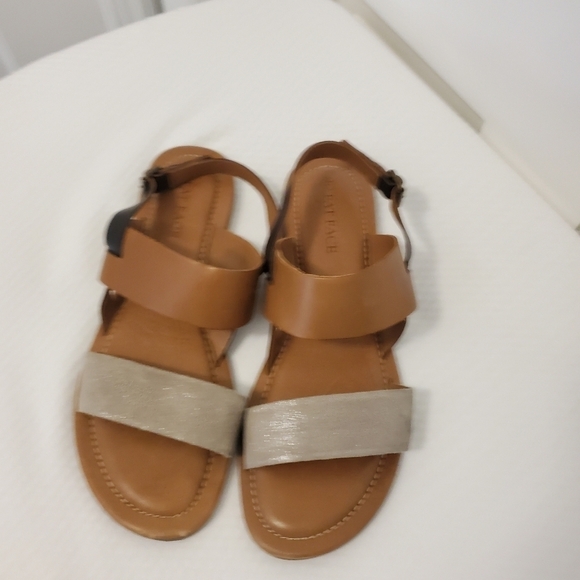 Fat Face Lyla Double Strap Buckle Close Leather Sandals Size 41, US 9/9.5 casual - Picture 2 of 15